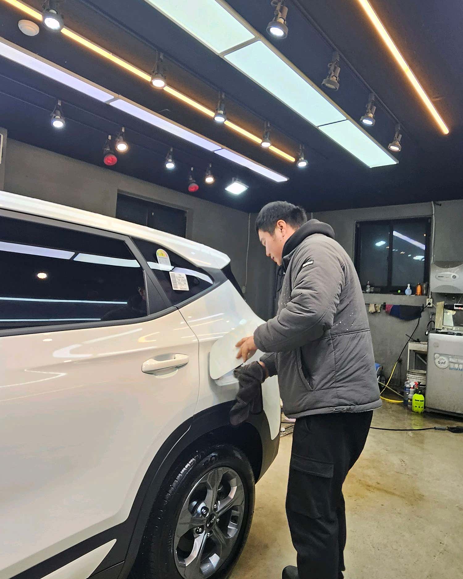 정성껏 물기 제거 작업